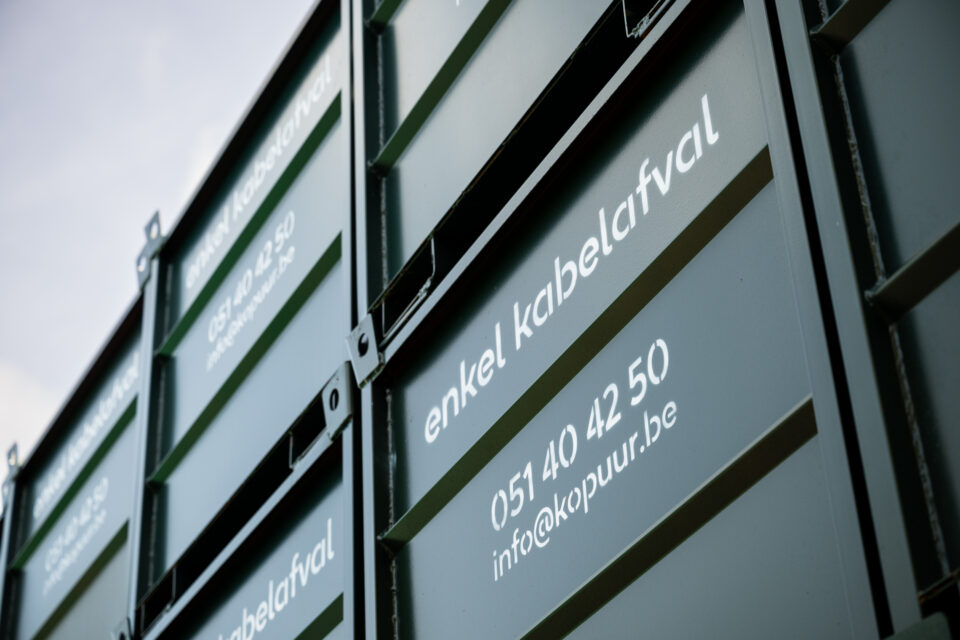 Groene Kopuur-containers voor kabelafvalinzameling, gratis containerservice voor bedrijven in heel Vlaanderen