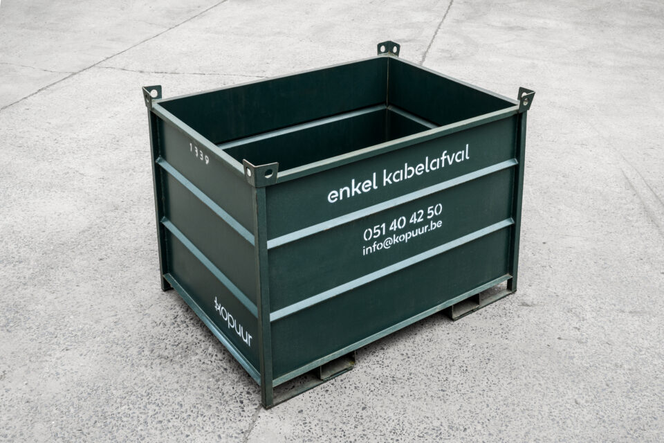 Groene Kopuur-container M20 voor kabelafval — inhoud 2 m³, afmetingen 160 x 120 x 115 cm, gratis te leen voor bedrijven